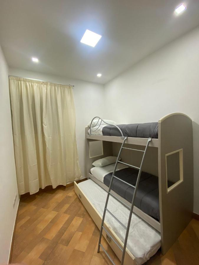 Appartement Domus Melius à Castellammare di Stabia Extérieur photo