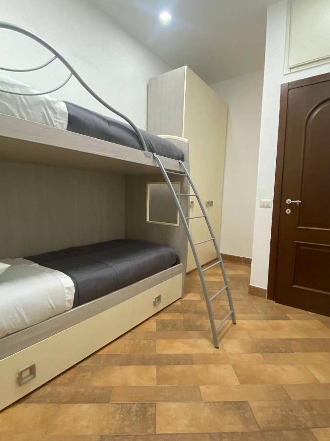 Appartement Domus Melius à Castellammare di Stabia Extérieur photo